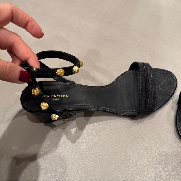 Balenciaga black low heel sandal with gold studs - size 39 - Picture 2 of 7